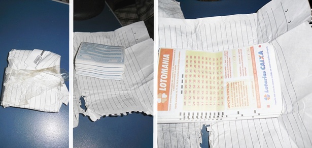 Após envolver o dinhero em uma folha de papel, o estelionatério devolveu pacote semelhante, contendo apenas bilhetes de loteria, para a vítima