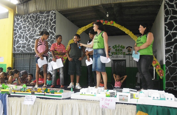 Os alunos participaram de apresenta&ccedil;&otilde;es durante o evento