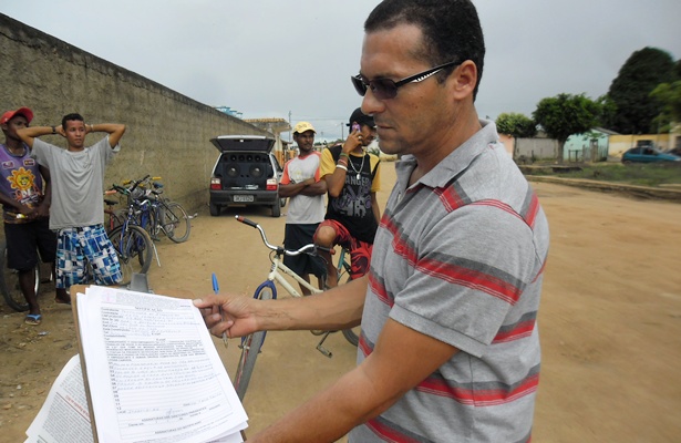 O vice-presidente do SINTICESB (Sindicato dos Trabalhadores da Constru&ccedil;&atilde;o Civil), Joel Oliveira de Souza