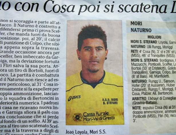 Foto do itabelense Jo&atilde;o Loyola Macedo, jogador do Mori Santo Stefano, estampada no jornal italiano l'Adige (Foto: Reprodu&ccedil;&atilde;o/Jornal l'Adige)