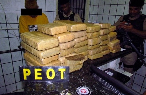 A preensão dos quase 50 quilos de maconha foi realizada por policiais da 7ª Companhia Independente de Polícia Militar de Eunápolis
