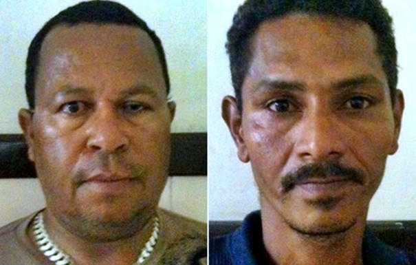 Ele foi preso junto com Agnaldo de Jesus popularmente conhecido por ‘Véia’, que disse que a droga e as armas pertencem a 'Galo Cego'.
