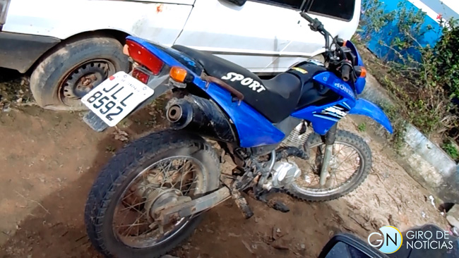 Moto recuperada em a��o da PM.